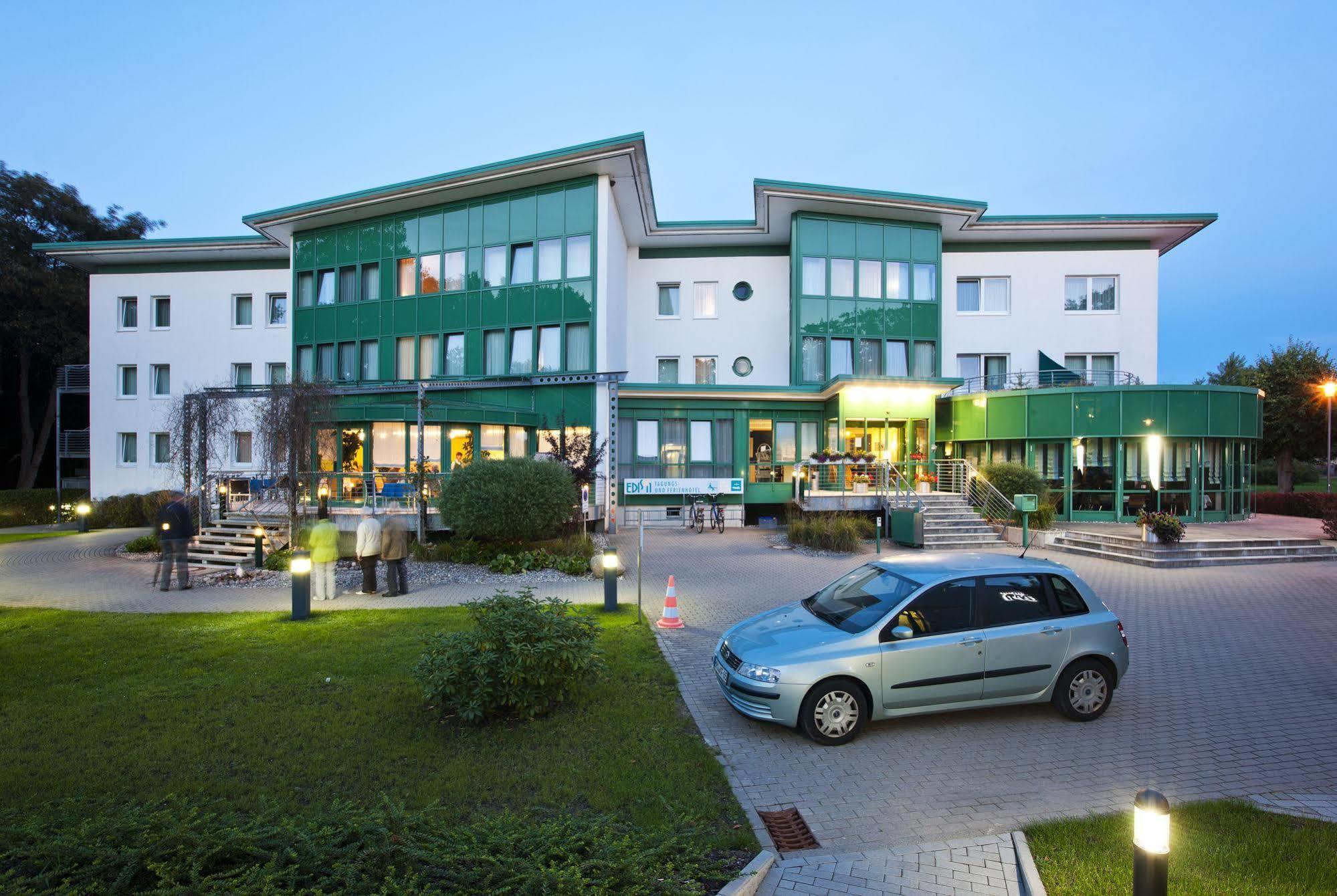 Parkhotel IV Jahreszeiten Ostseebad Kühlungsborn Exteriör bild