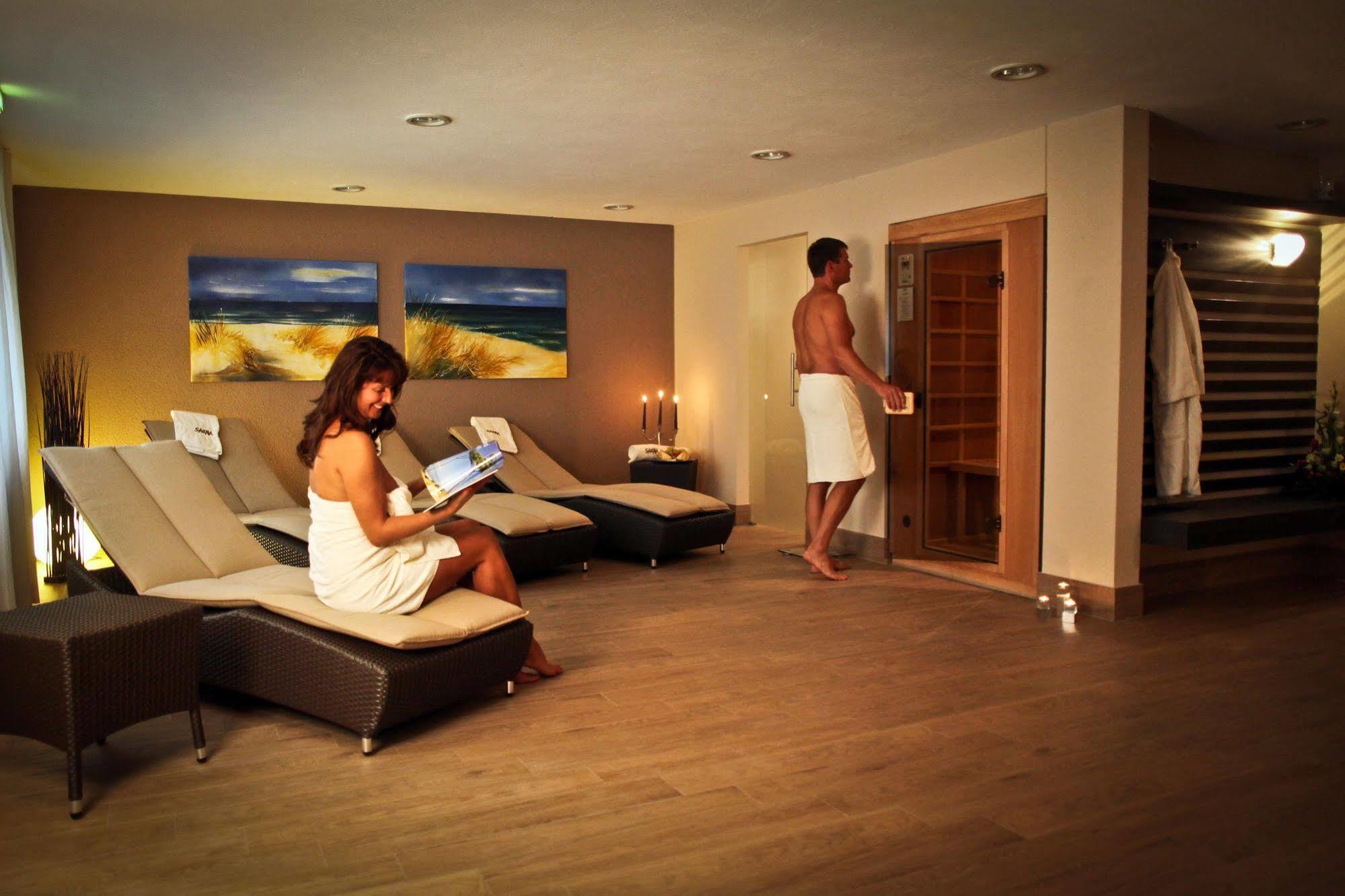 Parkhotel IV Jahreszeiten Ostseebad Kühlungsborn Exteriör bild